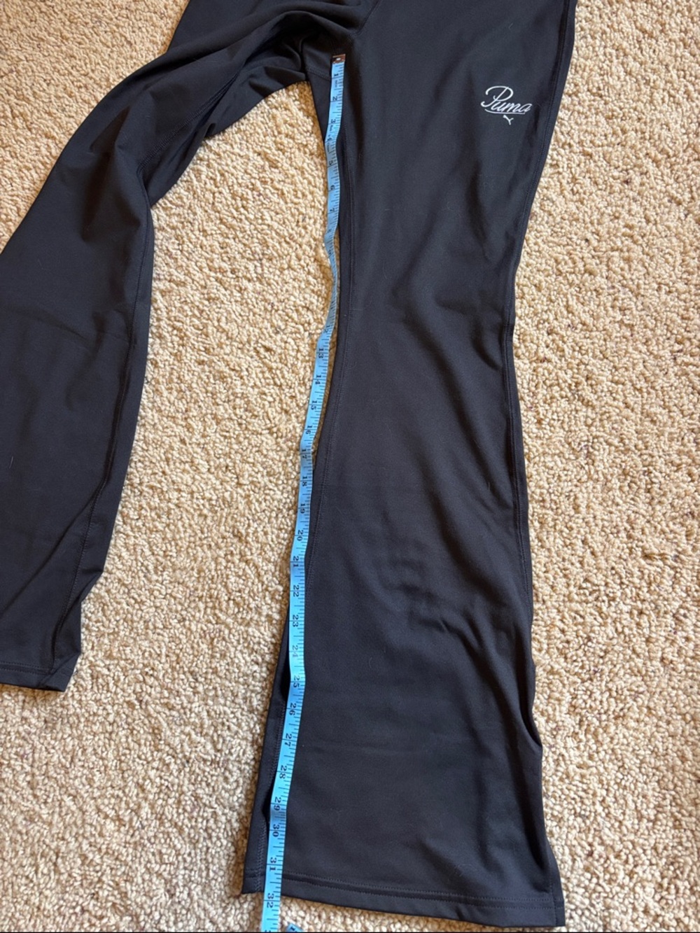 Puma Flared Leggings Size Medium - Picture 7 of 7